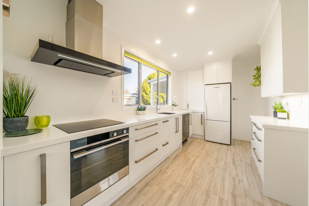 A Dream Kitchen for You and Space for the Kids
