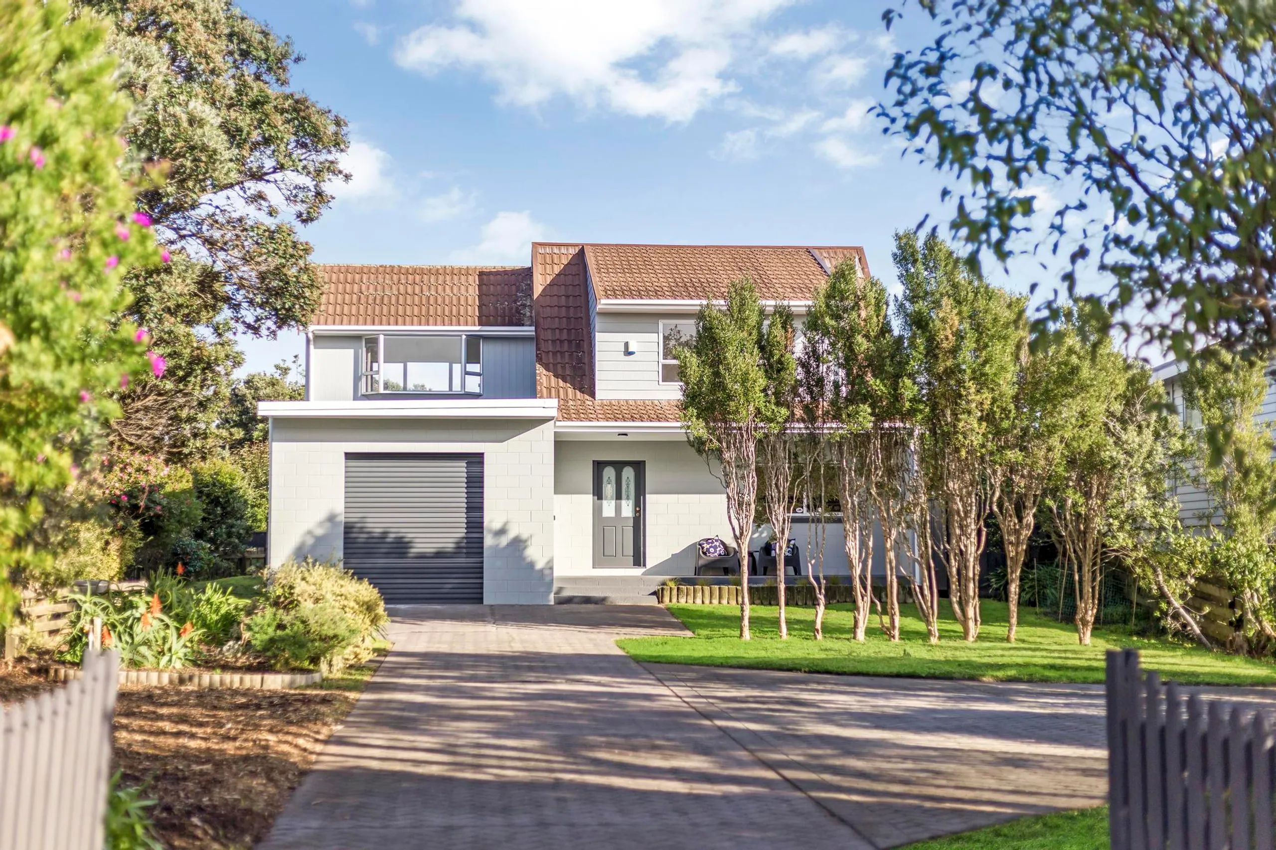 1 Goldie Place, Waikanae Beach, Kapiti Coast