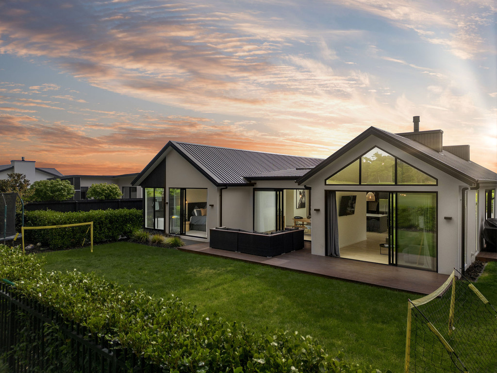 Lifestyle, Location & Luxury