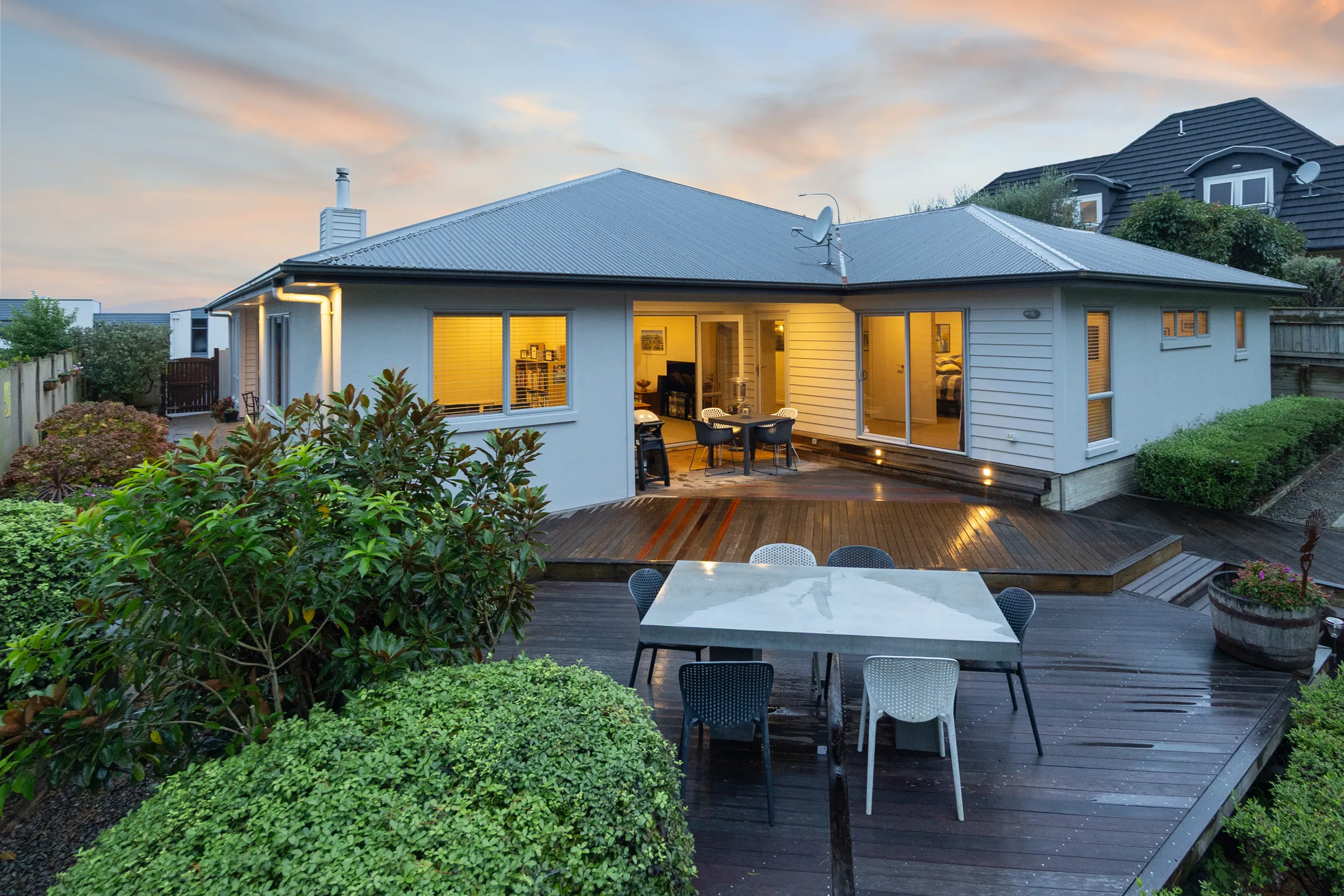 100 Ruapehu Drive, Fitzherbert, Palmerston North City