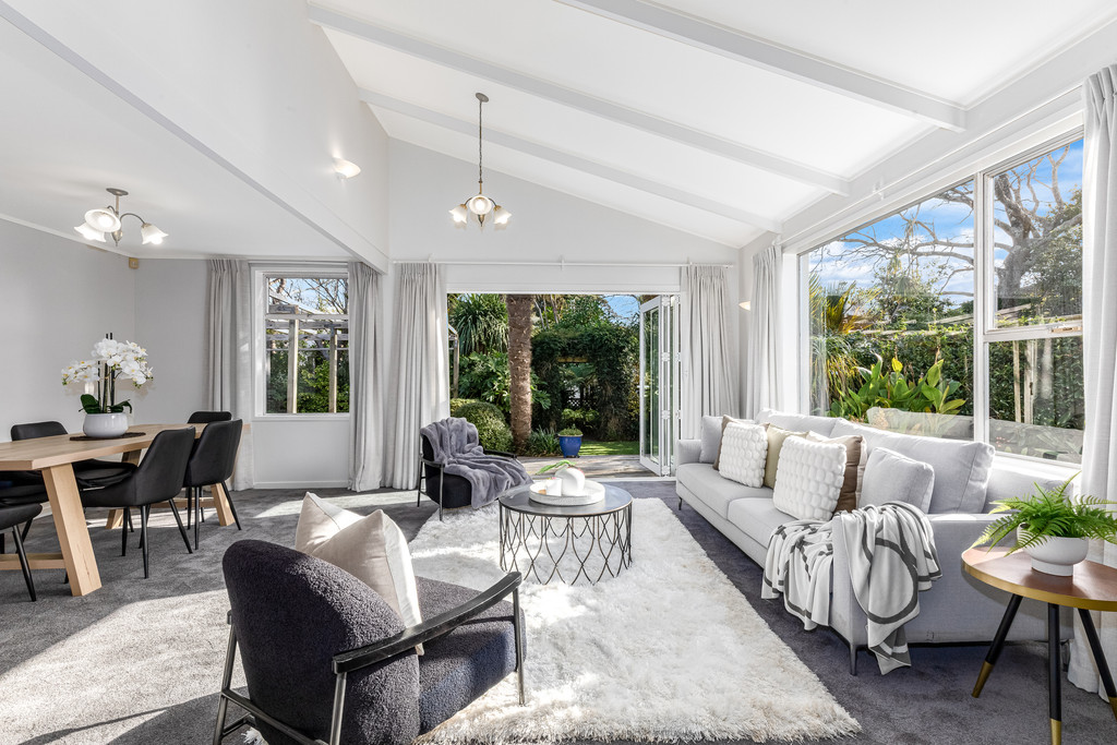 Executive Family Living in Prestigious Woburn