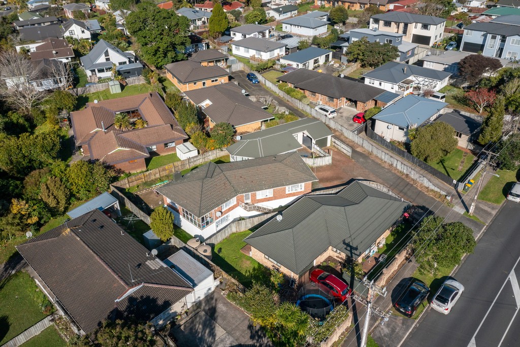 Investment/Home/ Income - Three homes on ONE Title