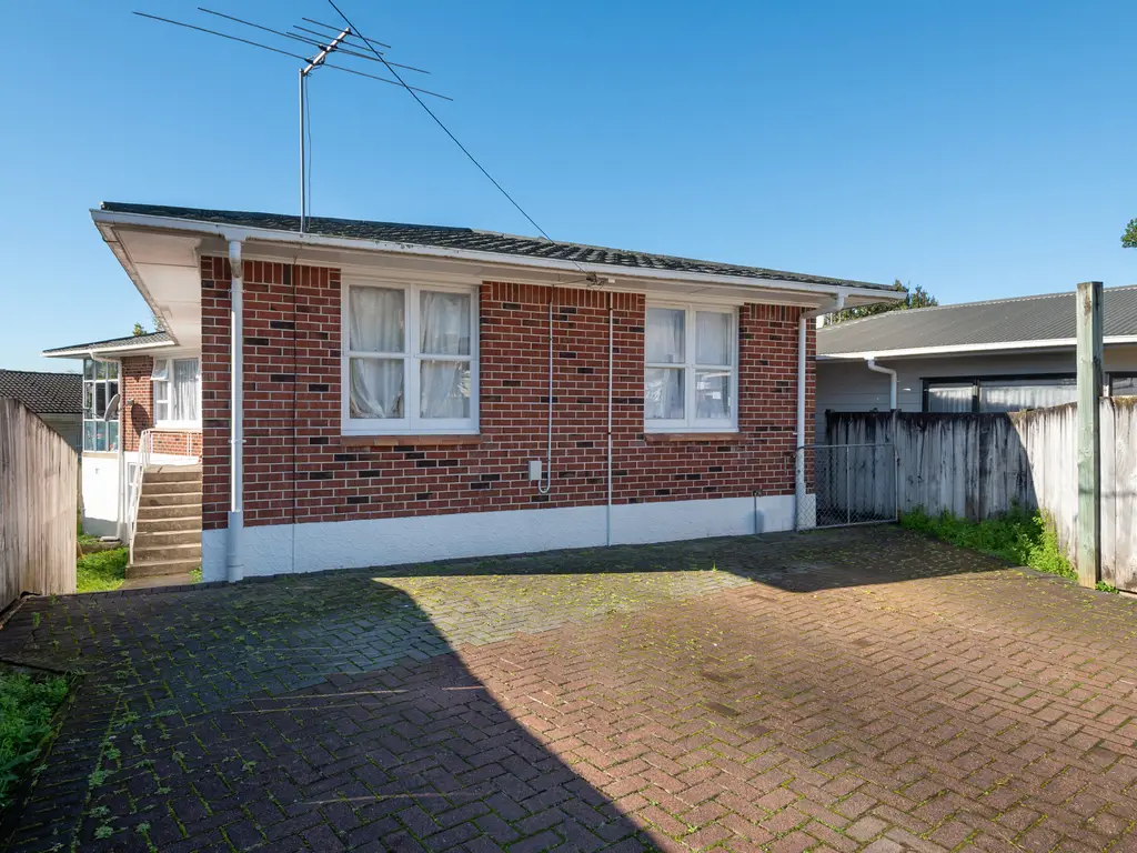 70 Sturges Rd-31