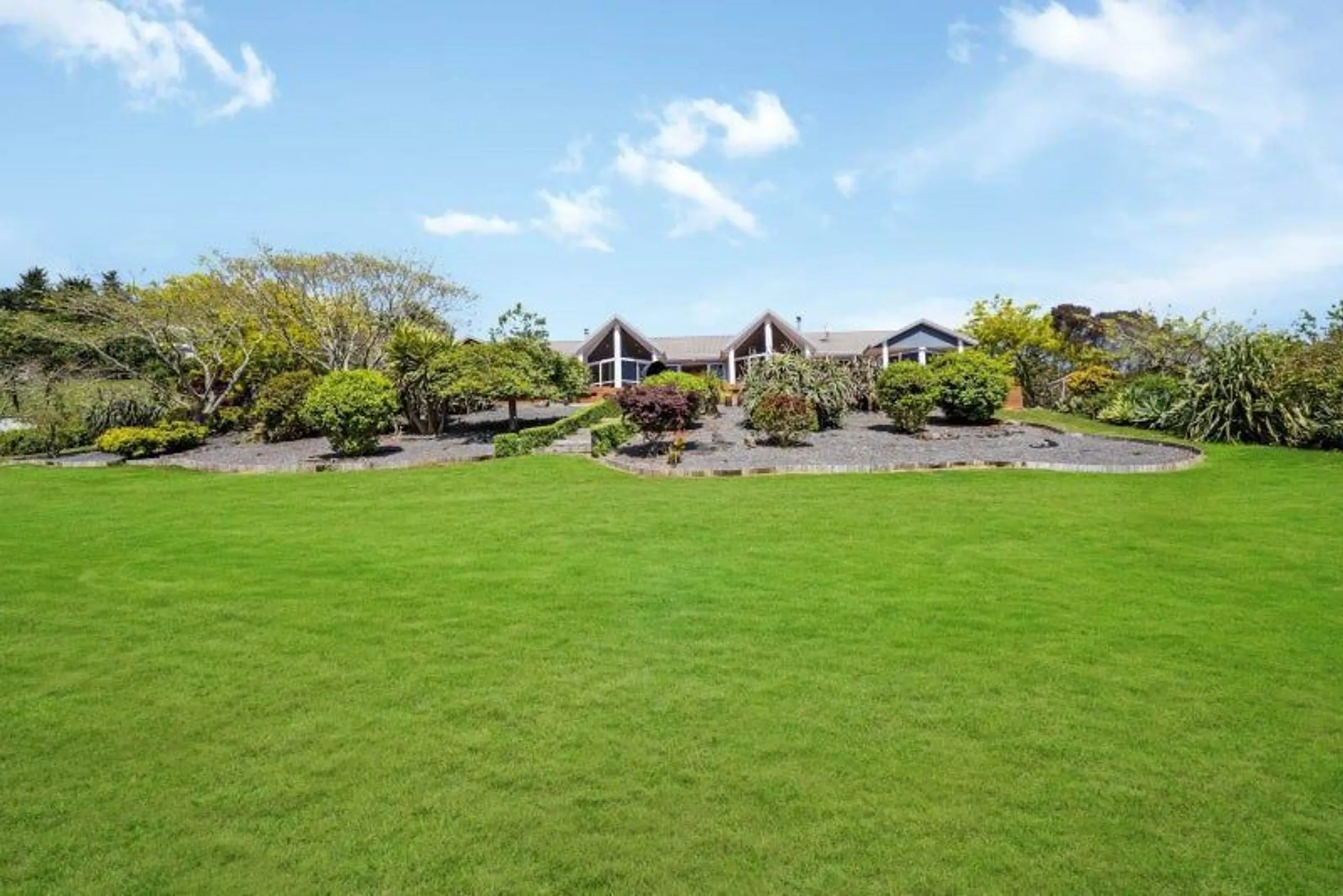 175 Macwhinney Drive, Drury, Drury