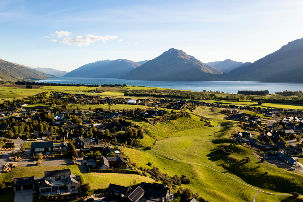 Rare Reserve Fronting Section