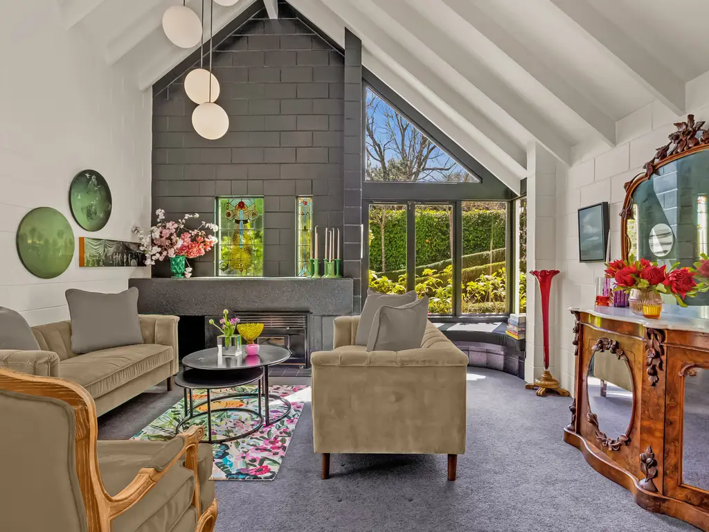 HBHN12243 (12) virtually edited