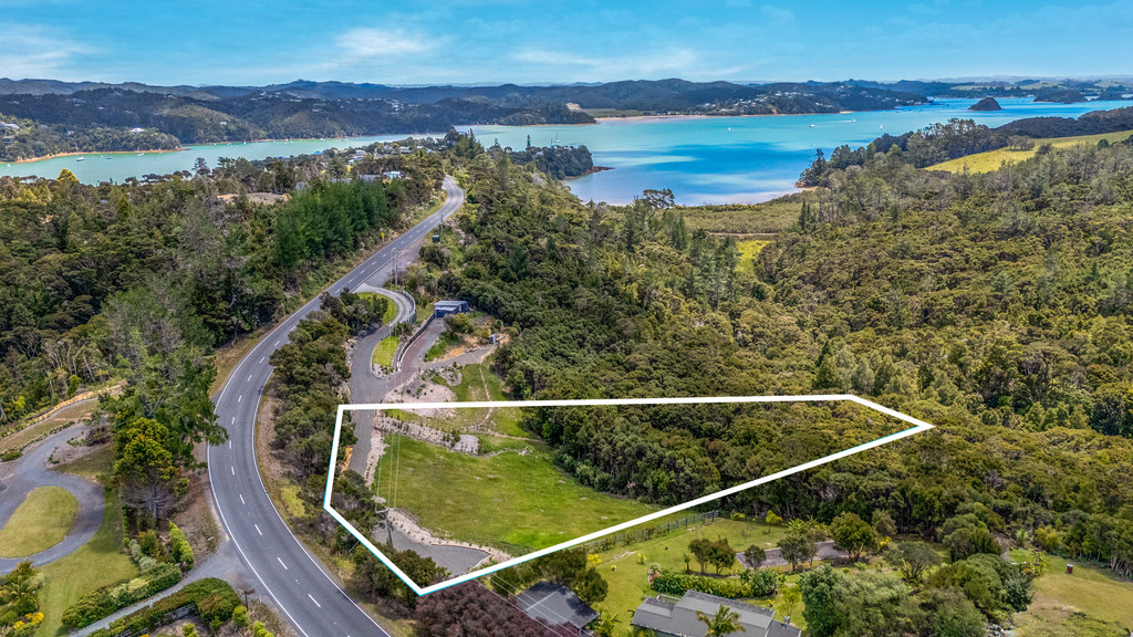 Build Your Dream Home in Russell
