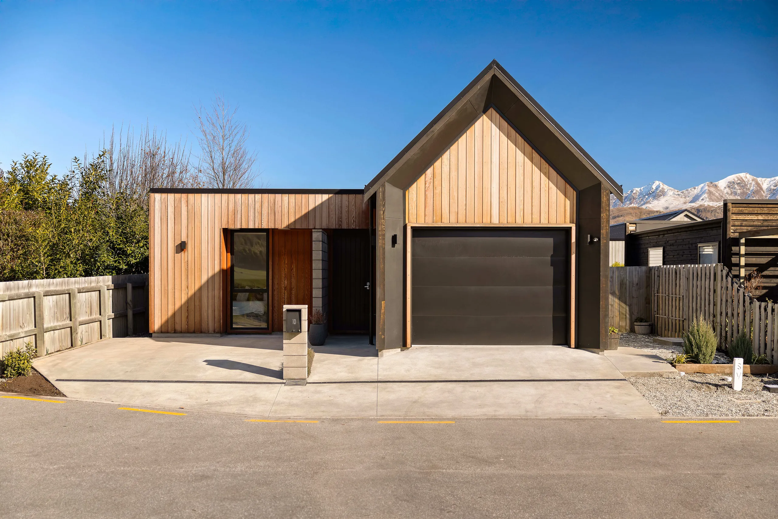 10 Longlands Street, Lake Hayes Estate, Queenstown