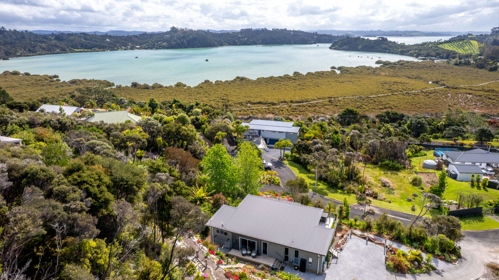 Orongo Bay Views