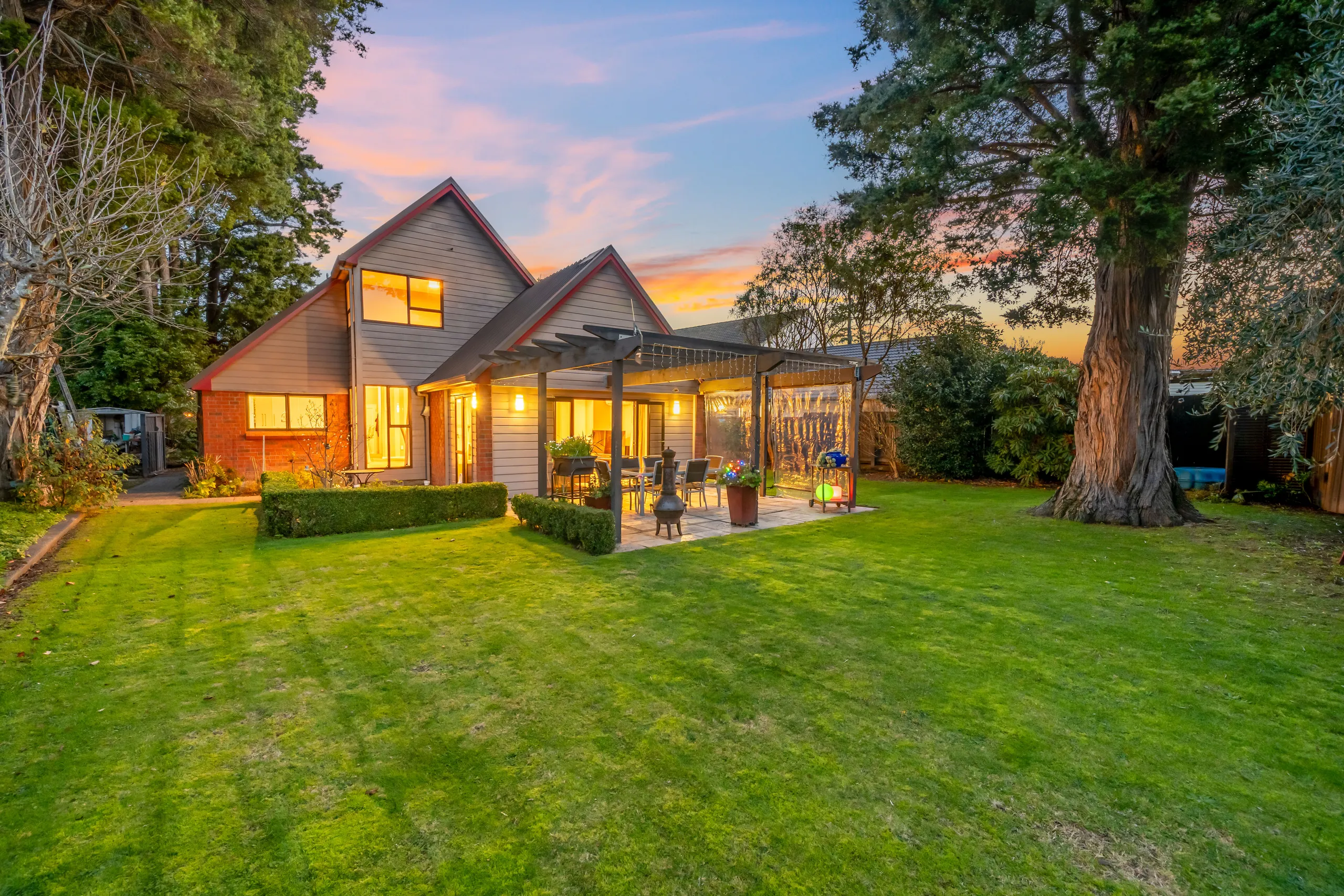 9 Johnswood Grove, Clouston Park, Upper Hutt City