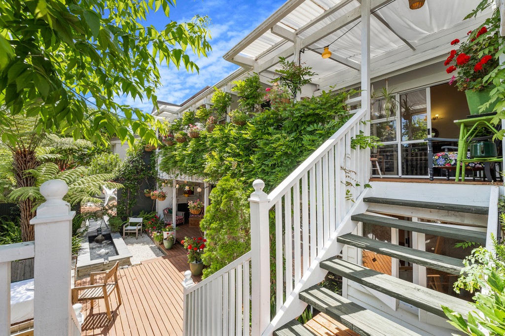 Spacious Beach Escape – Refreshed + move in ready!
