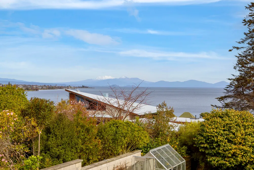 Big Views, Big Opportunity on Ngauruhoe Street