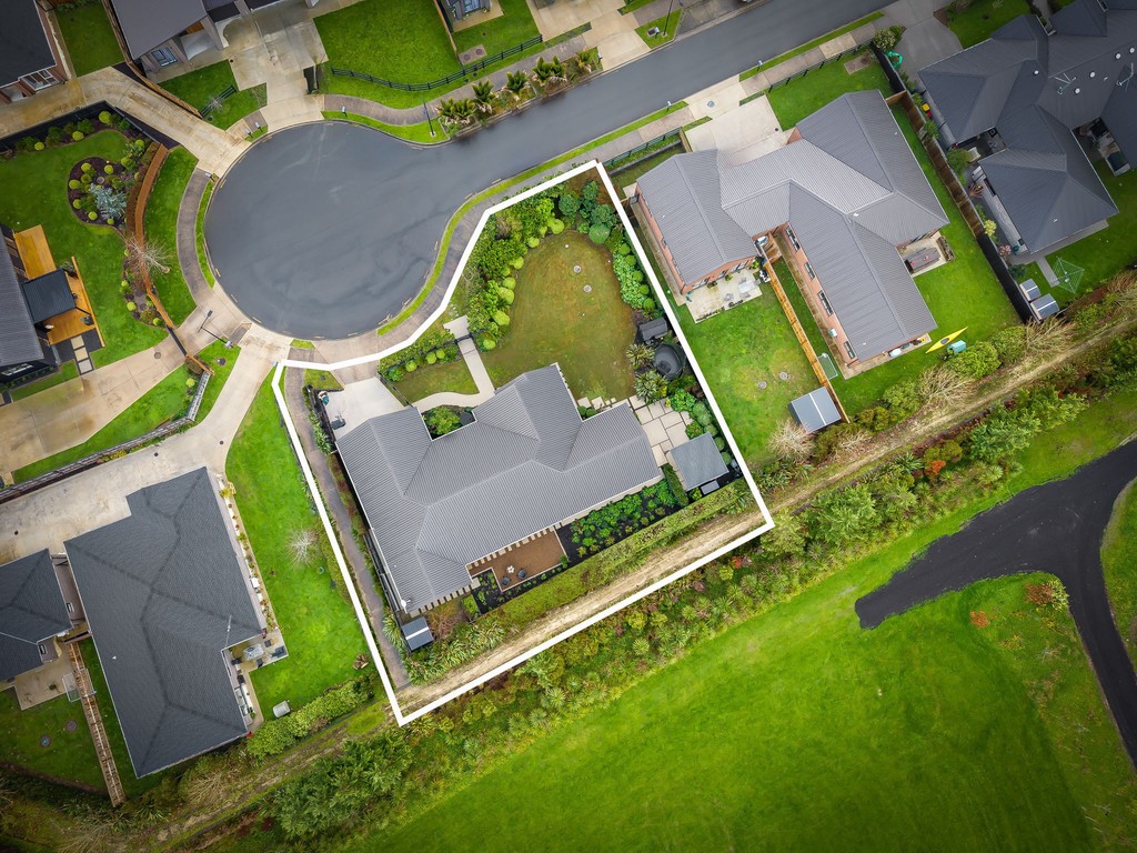 Stylish Family Living in Clevedon Village