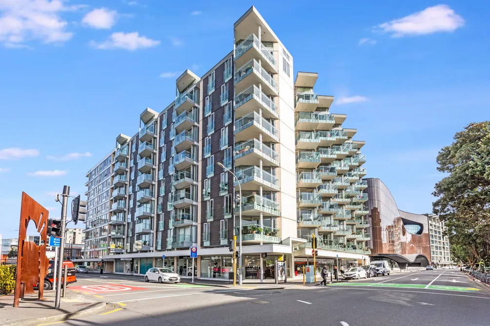 Smart – Central – Spacious – Light