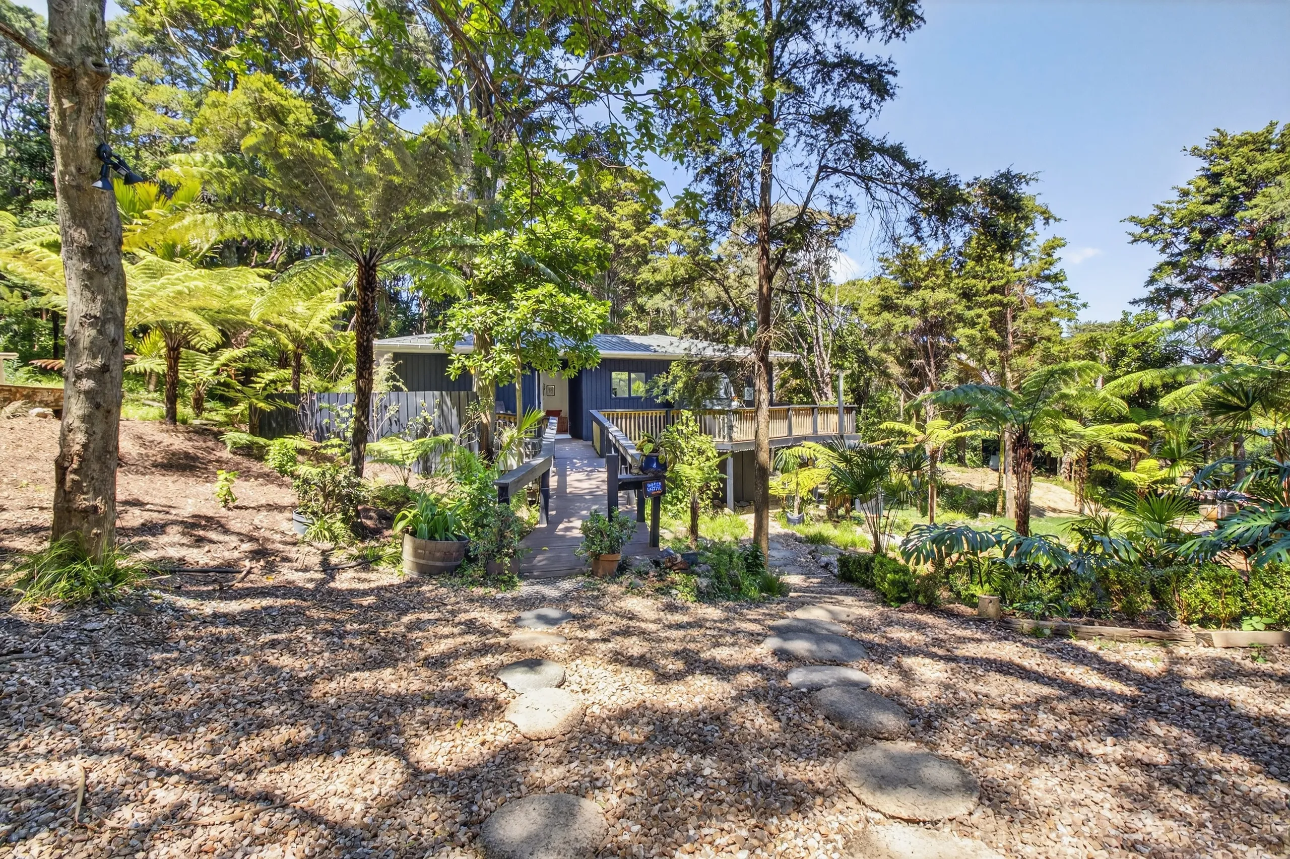 20B Sea View Road, Ostend, Waiheke Island