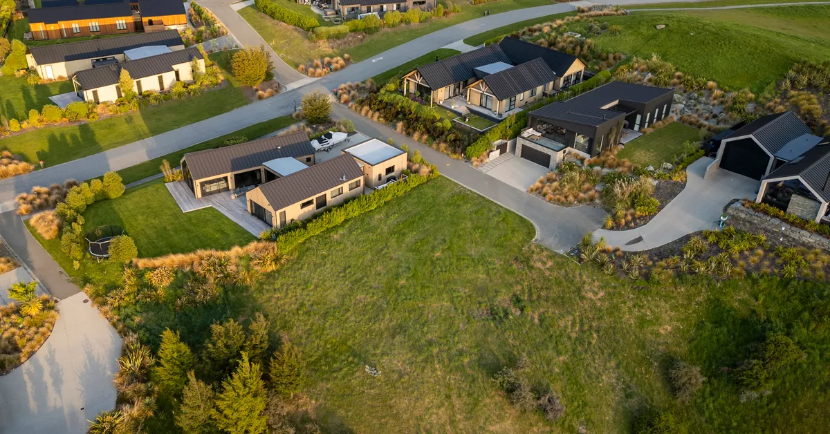 4 Rockburn Lane, Jacks Point, Queenstown | NZ Sotheby’s Realty | QBS13949