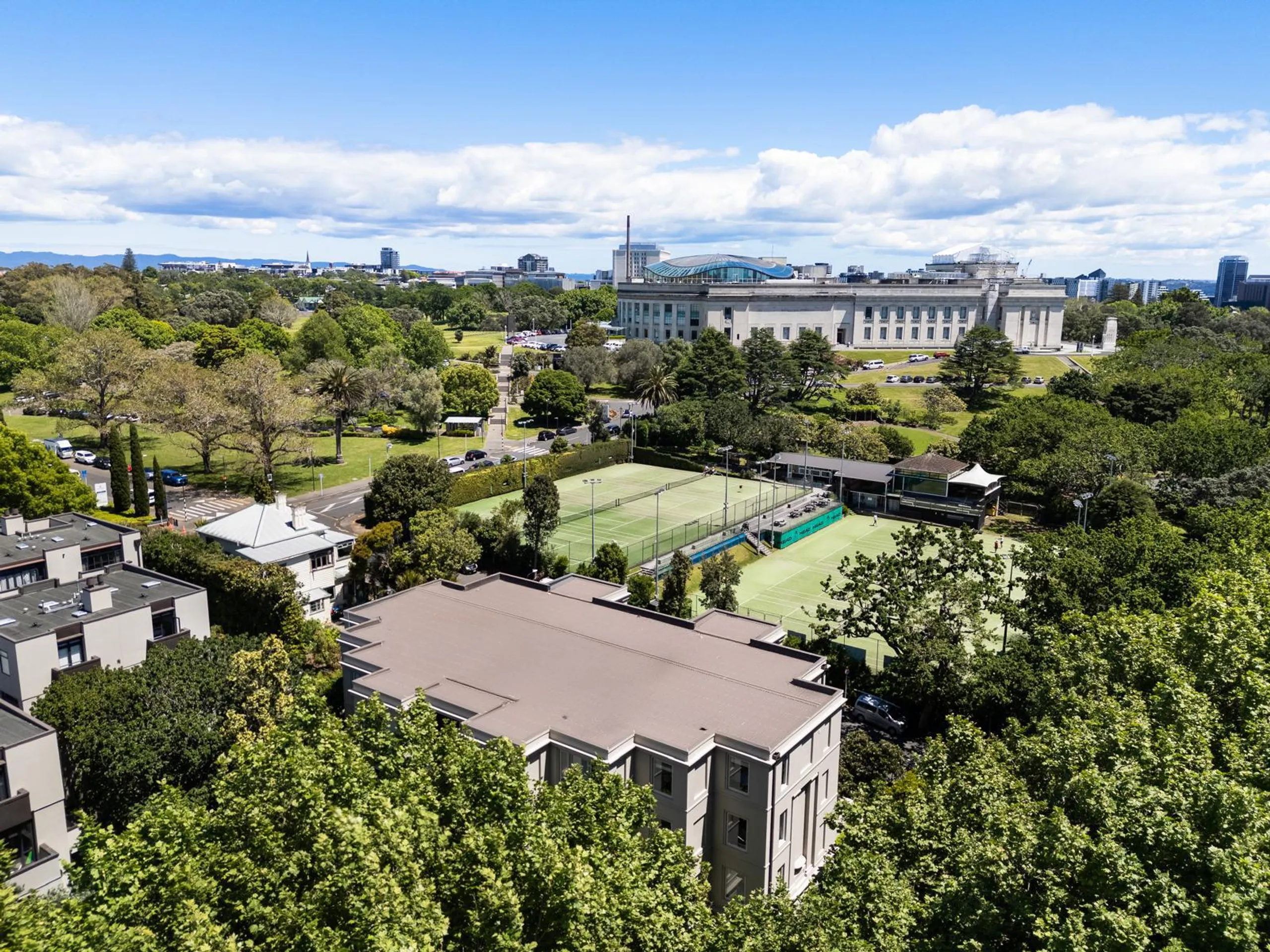 4B/24 Domain Drive, Parnell, Auckland City