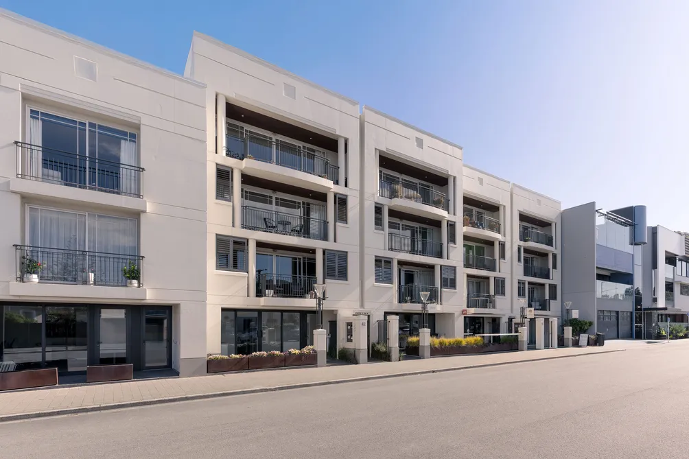 Secure, Stylish and Central in Sumner