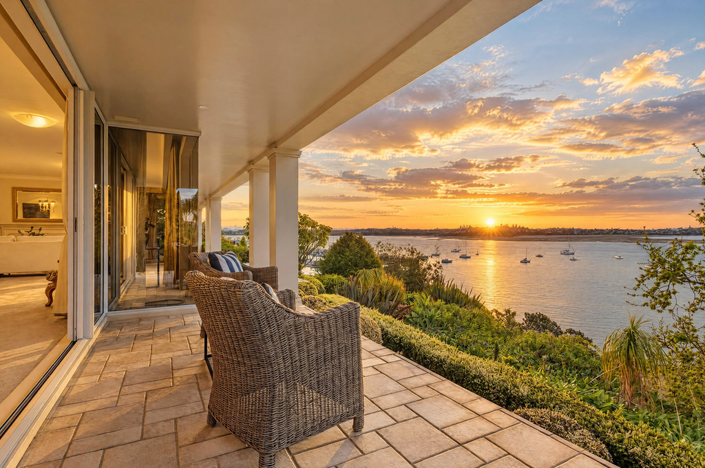 Deceased Estate - Spectacular Views