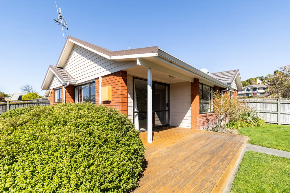 Sunny, Low-Maintenance Townhouse | Taradale West