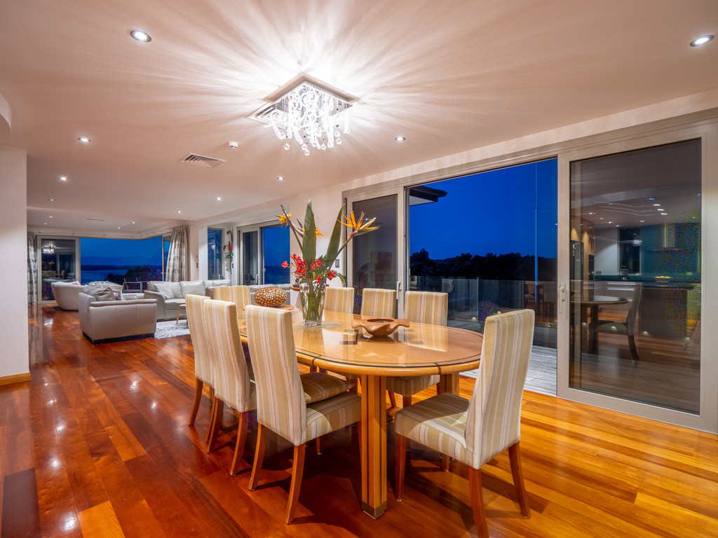 A Distinguished Coastal Estate on the Russell Peninsula