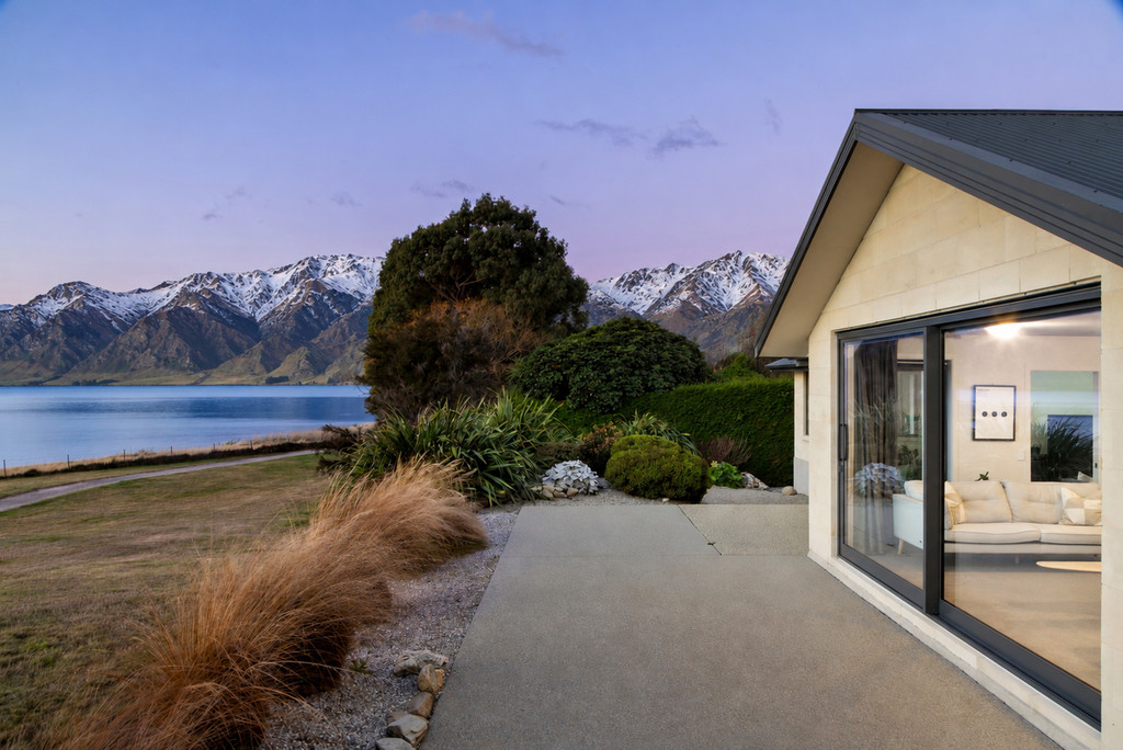Lake Views, Uninterrupted