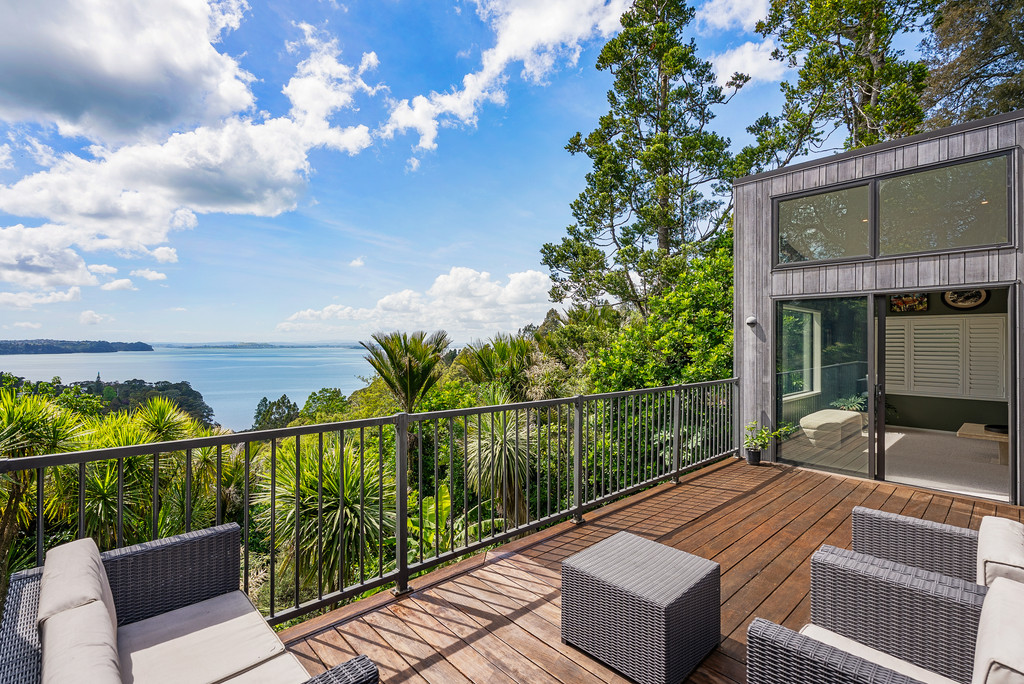 Now is your moment - Your Titirangi Retreat Awaits