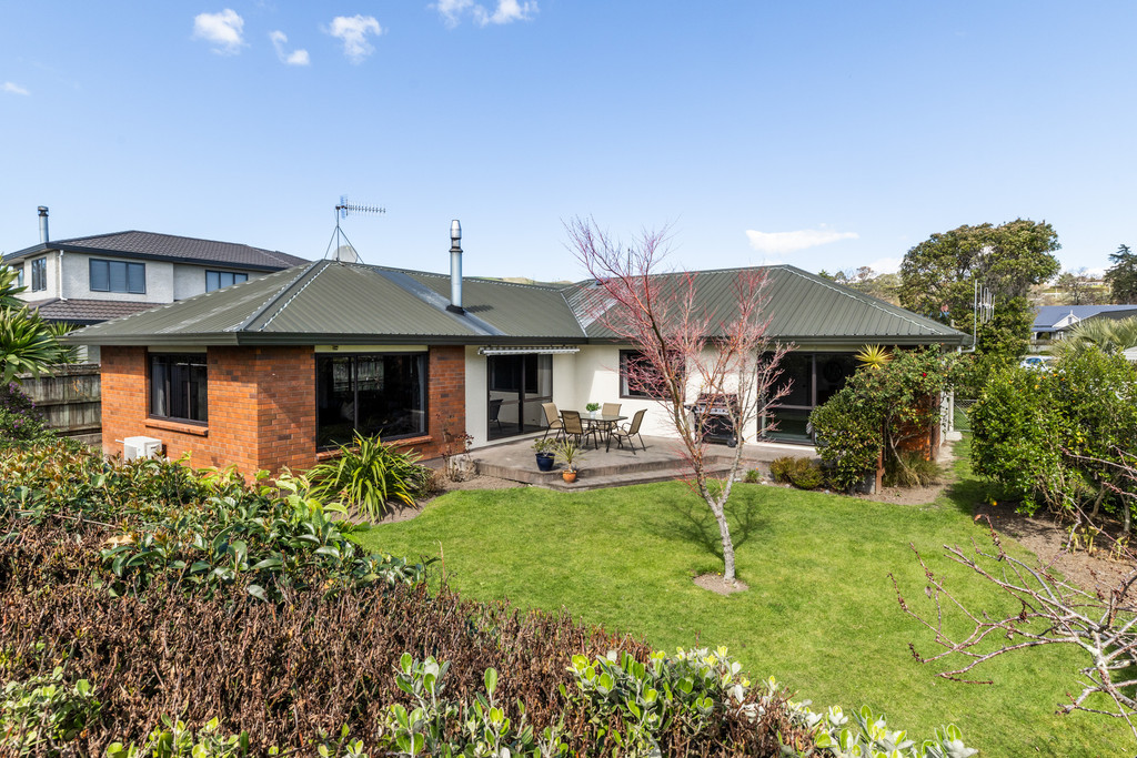 Family Living in Popular Kingsgate