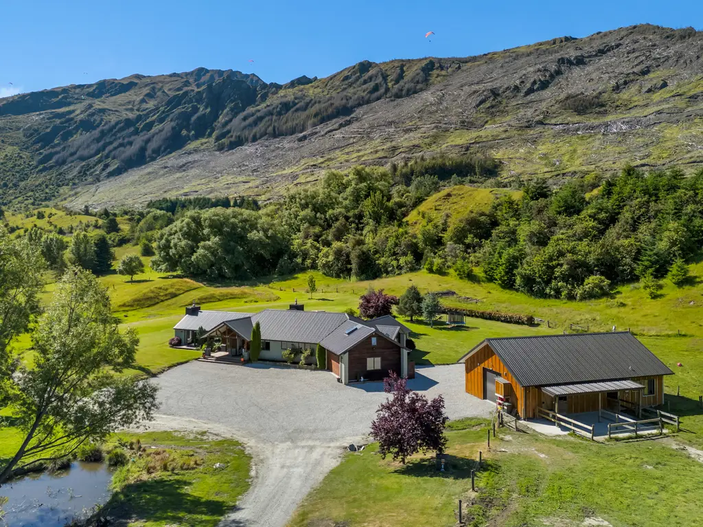 1 HERO - SV 833 Malaghans  - 1 of 69