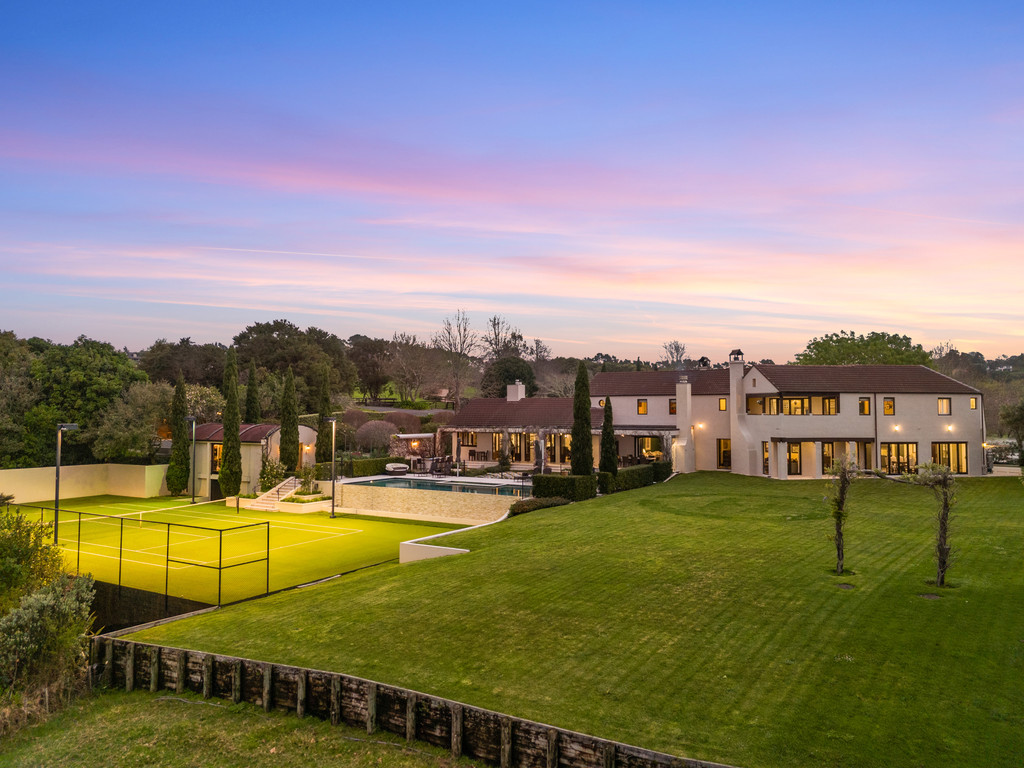 Waterfront Country Estate with Global Appeal