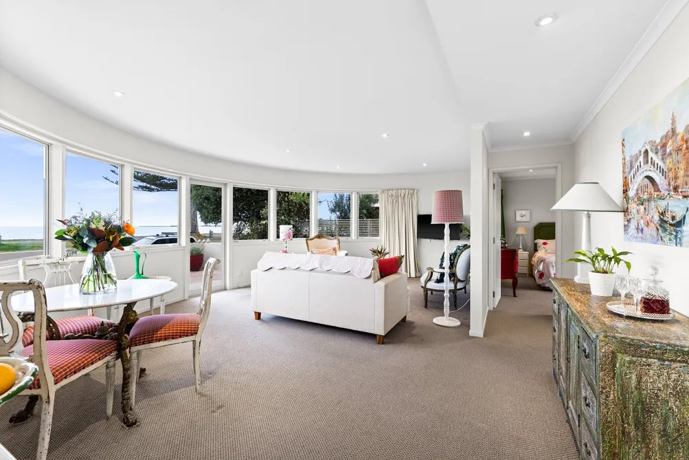 A Seaside Haven in Westshore – Move In Today