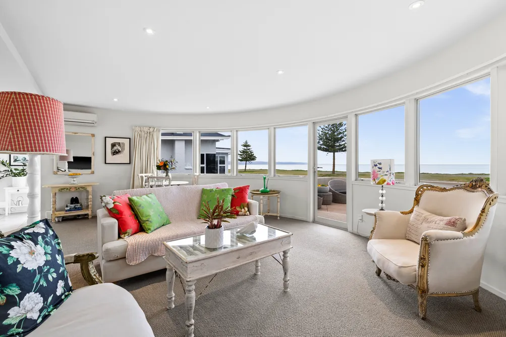 A Seaside Haven in Westshore – Move In Today