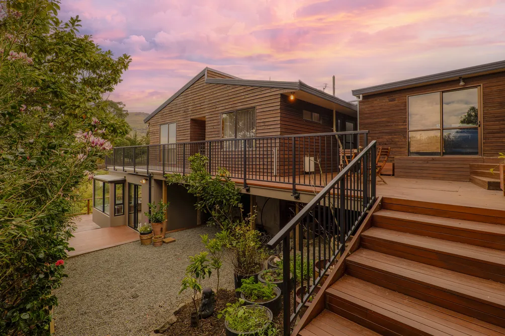 Coastal Charm in Diamond Harbour