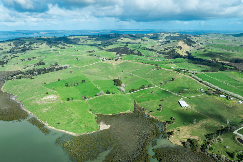 One of the Region’s Last Great Coastal Farm Estate