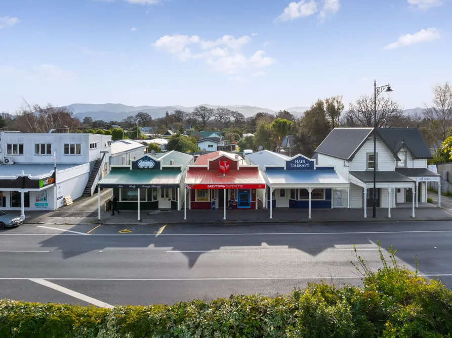 Fully Leased Main Street Investment