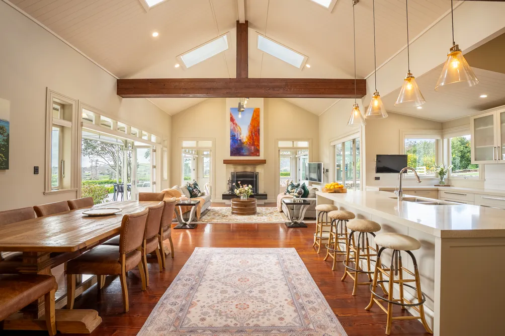 Clevedon - Lifestyle  Property Priced to Sell