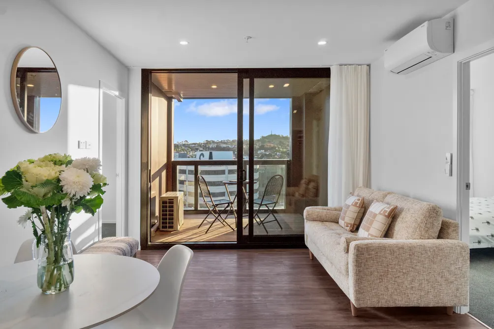Smart City-Fringe Living