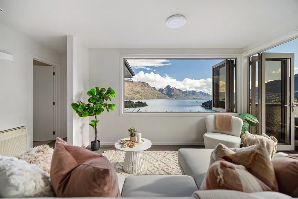 Views to Treasure. Location to Love.
