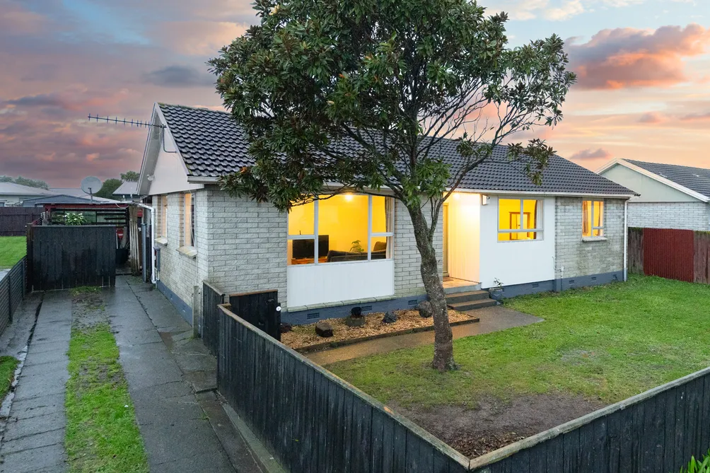 Three Bedrooms - Loads of Potential
