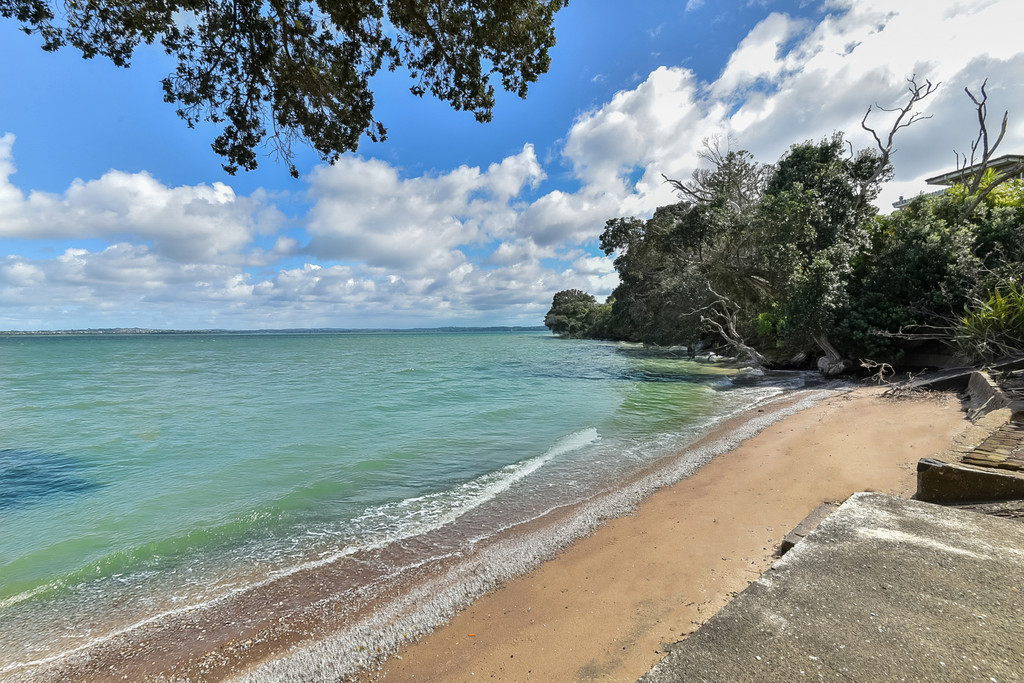 Sun. Tide. Tranquillity.