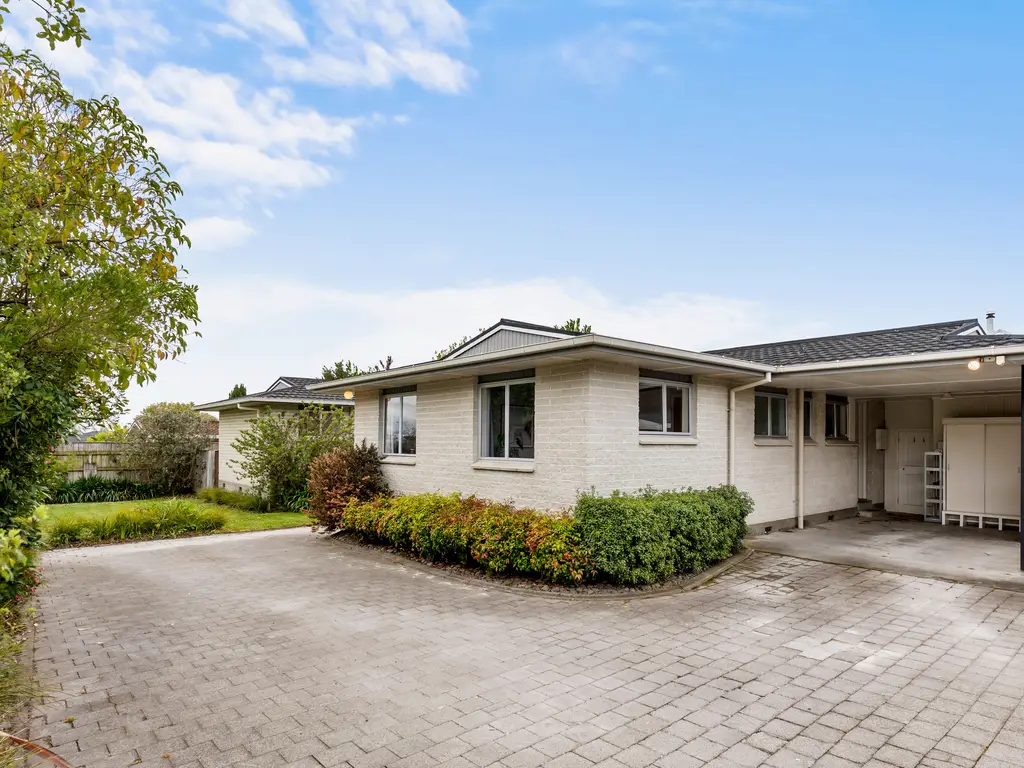 HBHN12272 cropped(19)