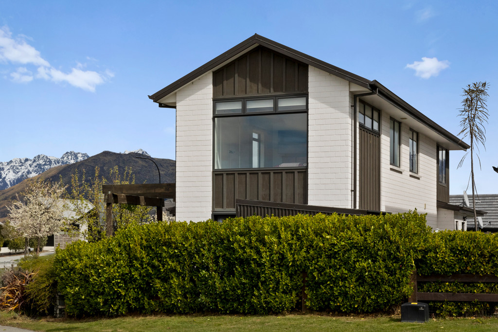 Flexible Living with Income Potential​