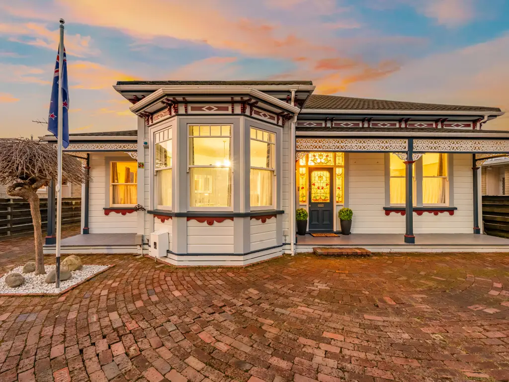01 - Walters Street (37) - Twilight