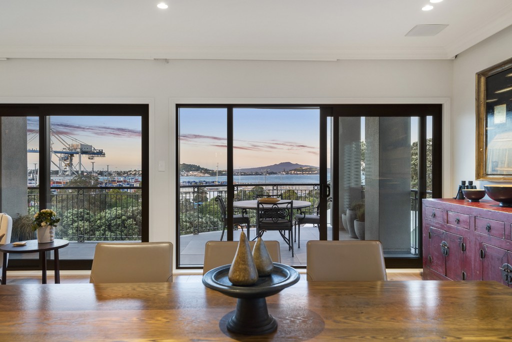 Penthouse of Rare Presence