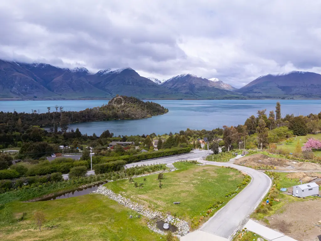 Picnic_point_lane-0188