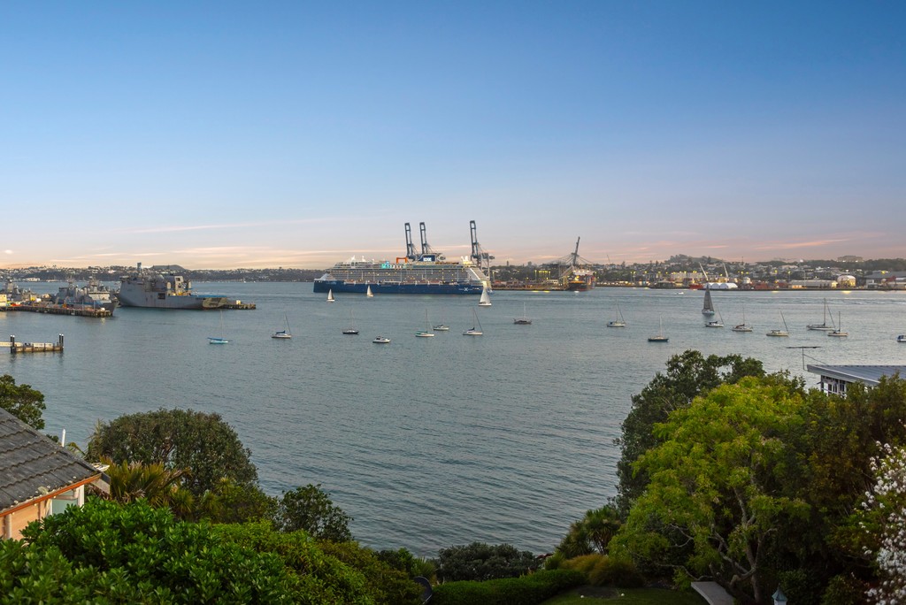 A Landmark Waterfront Estate