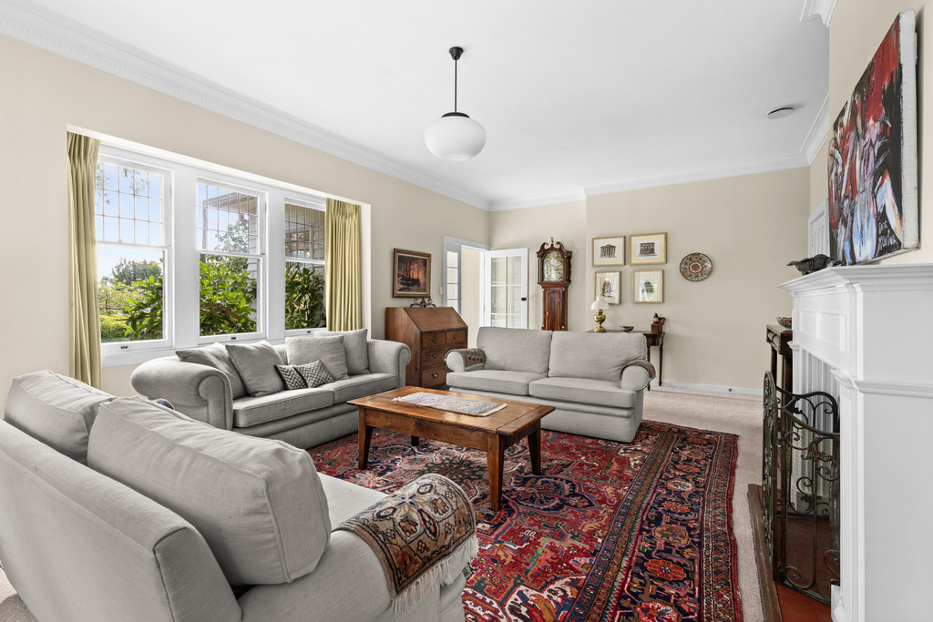 Classic Style with Private Outlook