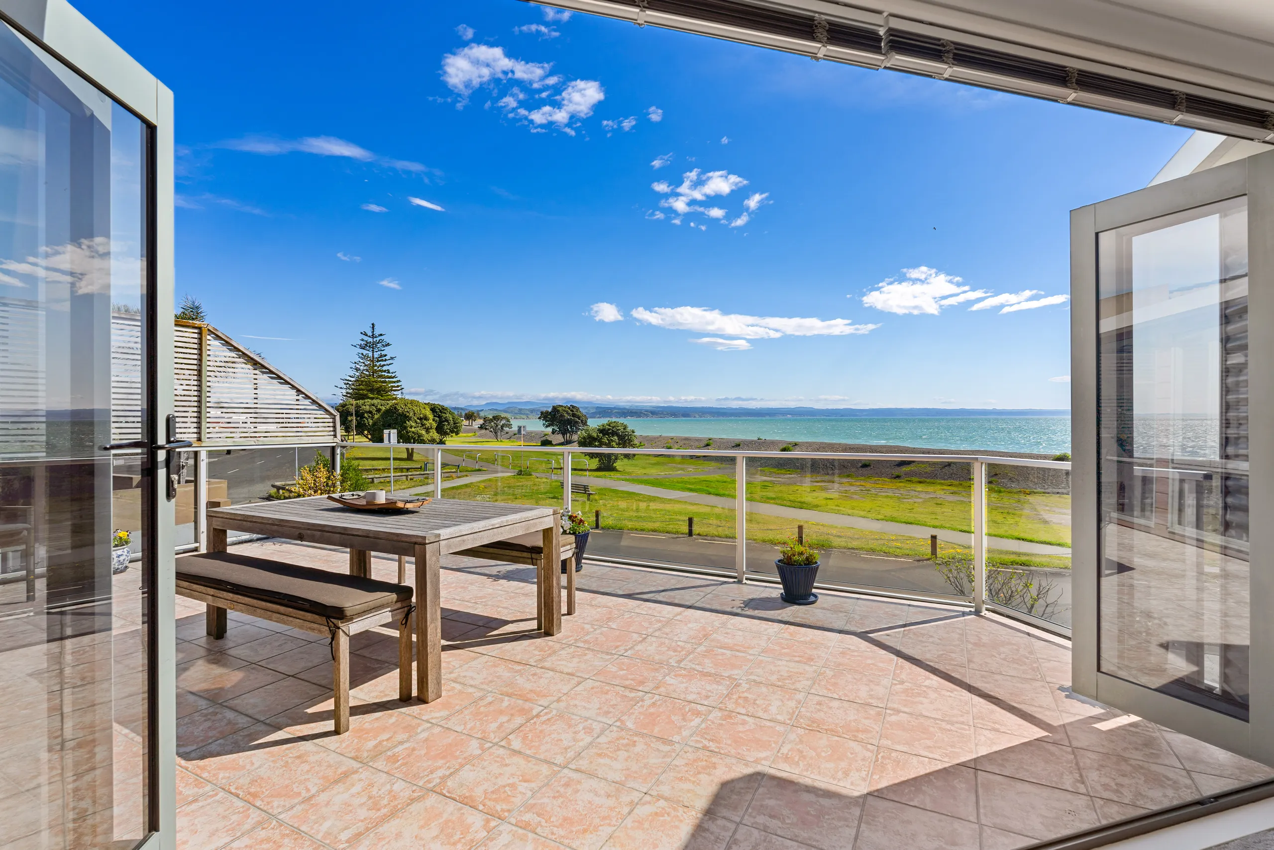2 North Terrace, Westshore, Napier