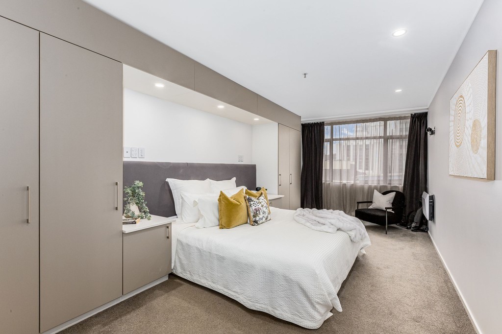 Central Living, Quiet Comfort