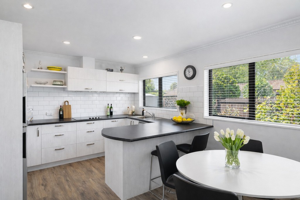 Simple Living in a Location That Matters